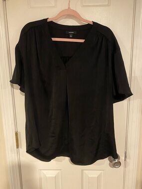 Alfani Black V-Neck Flutter Sleeve Blouse